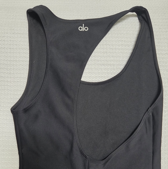 ALO Yoga Black Open-Back One-Piece Swimsuit M Bodysuit - Picture 8 of 10